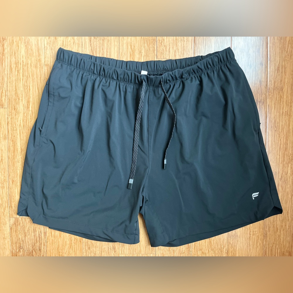 Fabletics black shorts mens size XXL. 1622